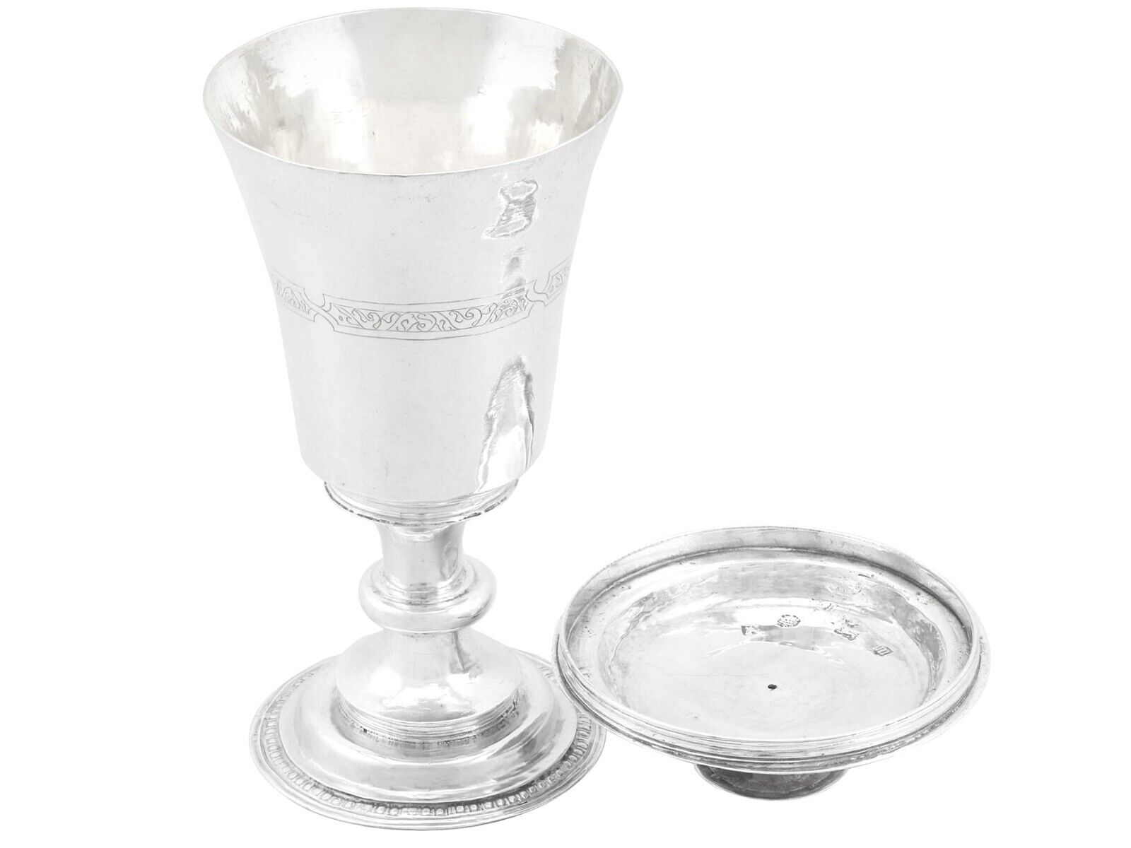 Elizabethan Sterling Silver Communion Chalice and Paten 214g Height 16.1cm