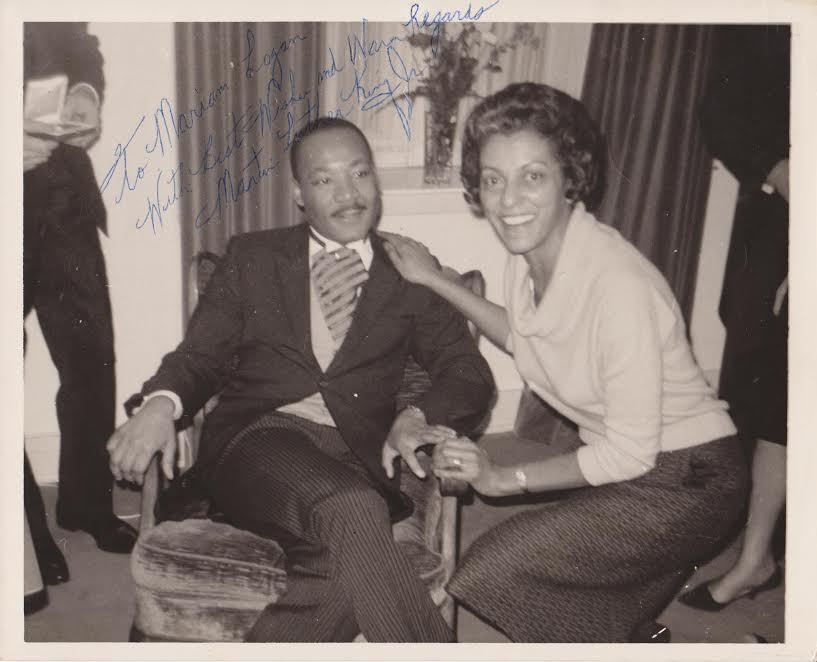 MARTIN LUTHER KING SIGNED NOBEL PRIZE HISTORICAL PHOTO 1964 RARE PSA/DNA COA