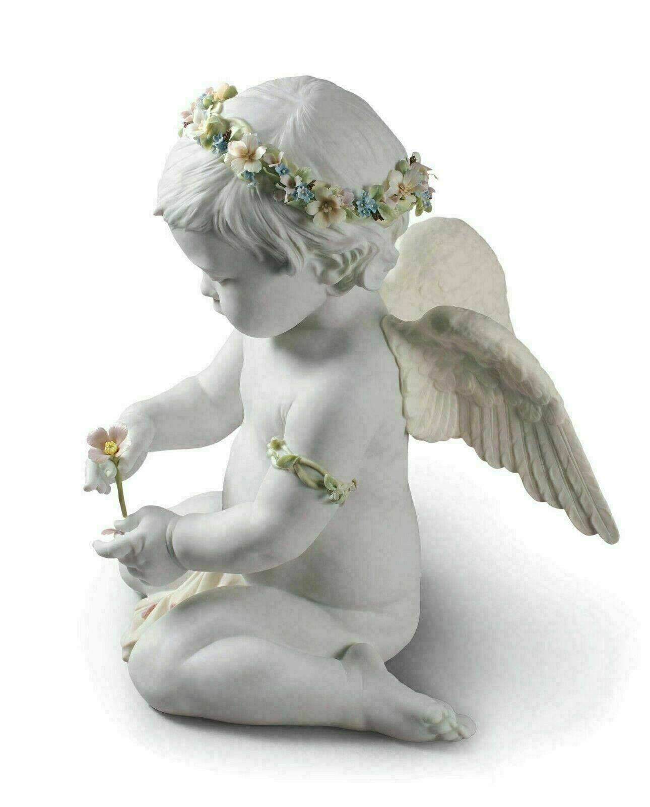 Lladro Angel 01009117 CHERUB OF OUR LOVE Sitting Angel