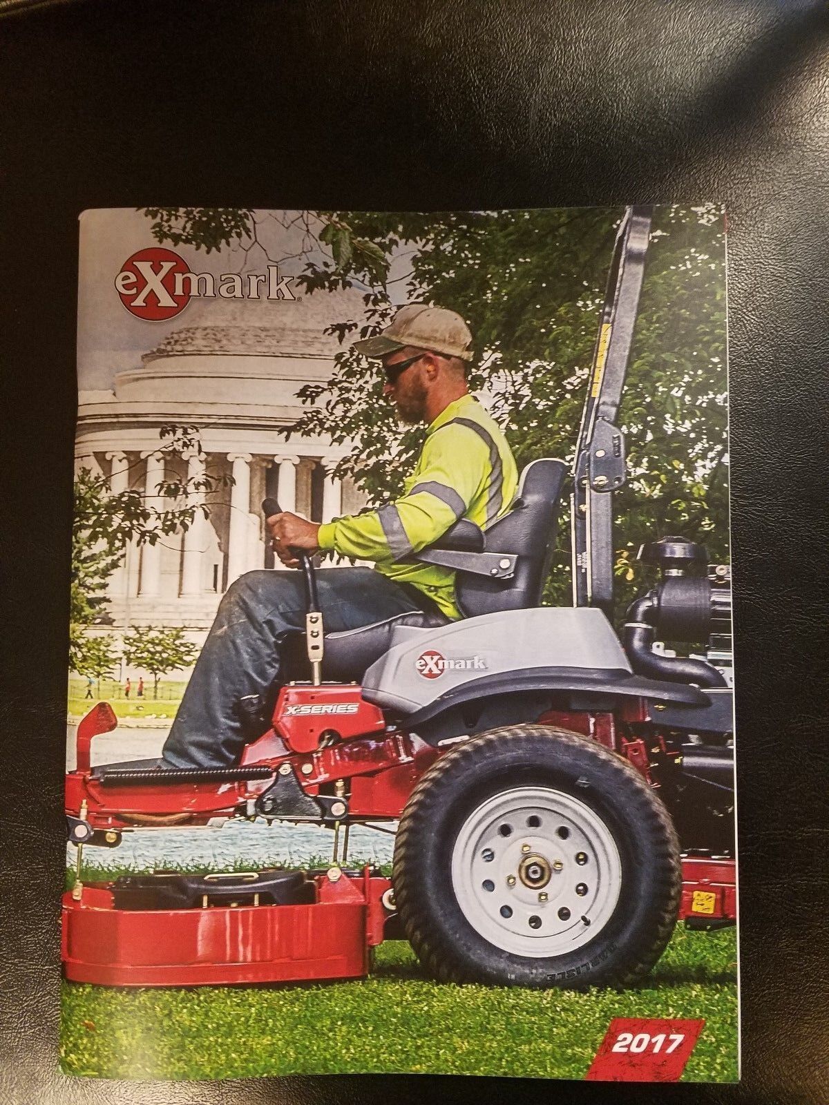 NEW ExMark Zero Turn Mowers 2017 Product Guide 80 page Sales Brochure 135-0210