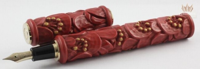 SAILOR LIMITED EDITION KAMAKURA BORI PLUM UME FOUNTAIN PEN MAGNIFICENT DESIGN 