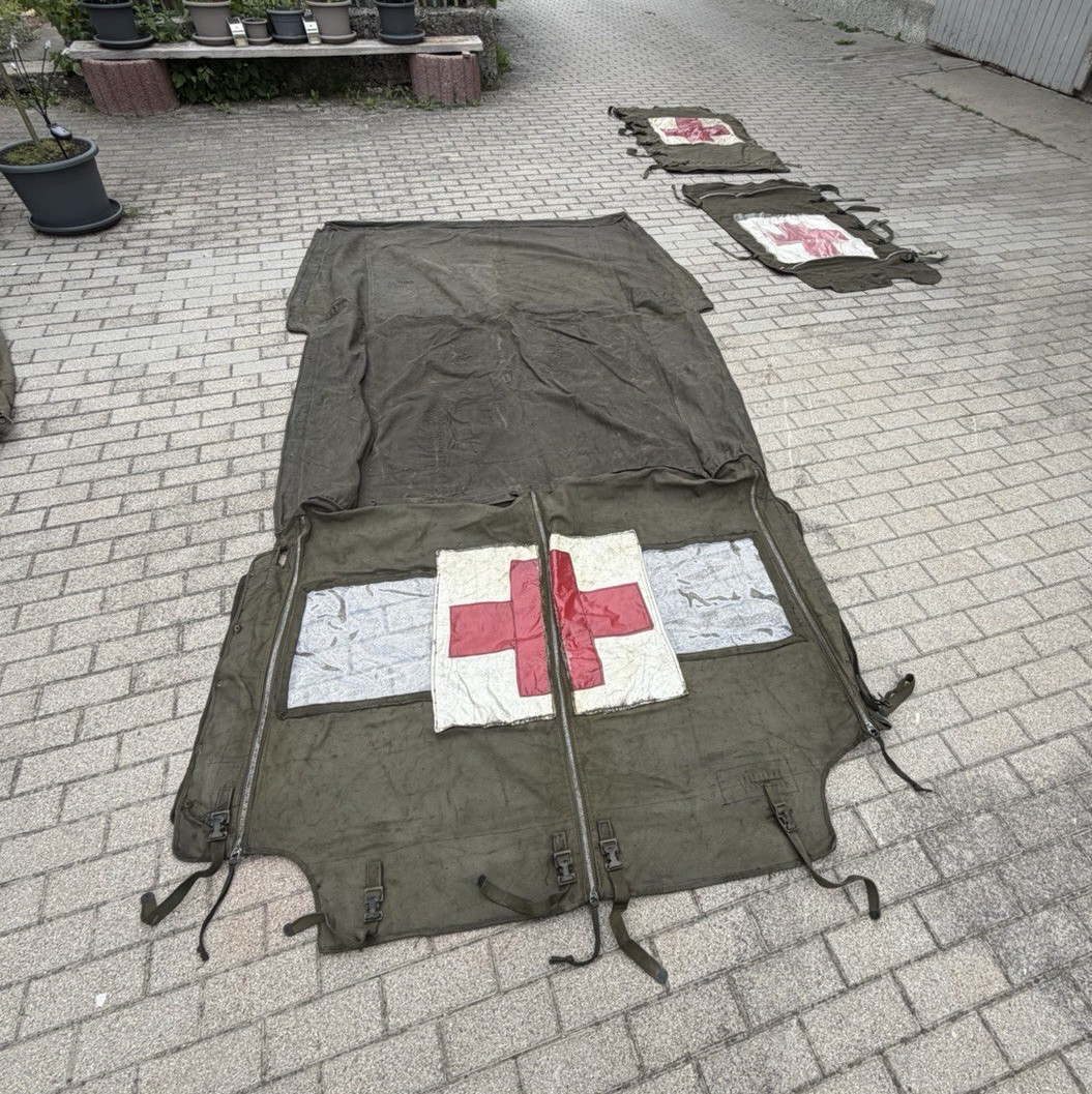 Top M718 Mutt M151 Ambulance US Army Top M718 Mutt M151 Ambulance US Army