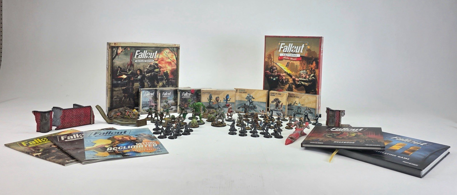 Fallout: Wasteland Warfare/Factions - Large Lot Fallout: Wasteland Warfare/Factions - Large Lot