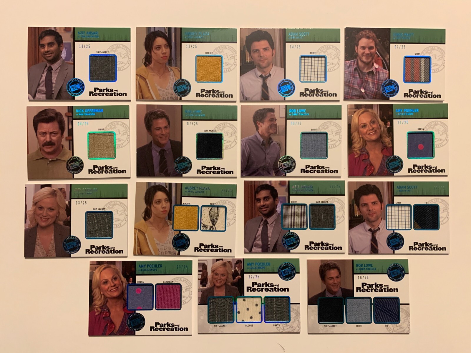 2013 Press Pass PARKS AND RECREATION Blue Relic set (15) Very Rare  #'d /25