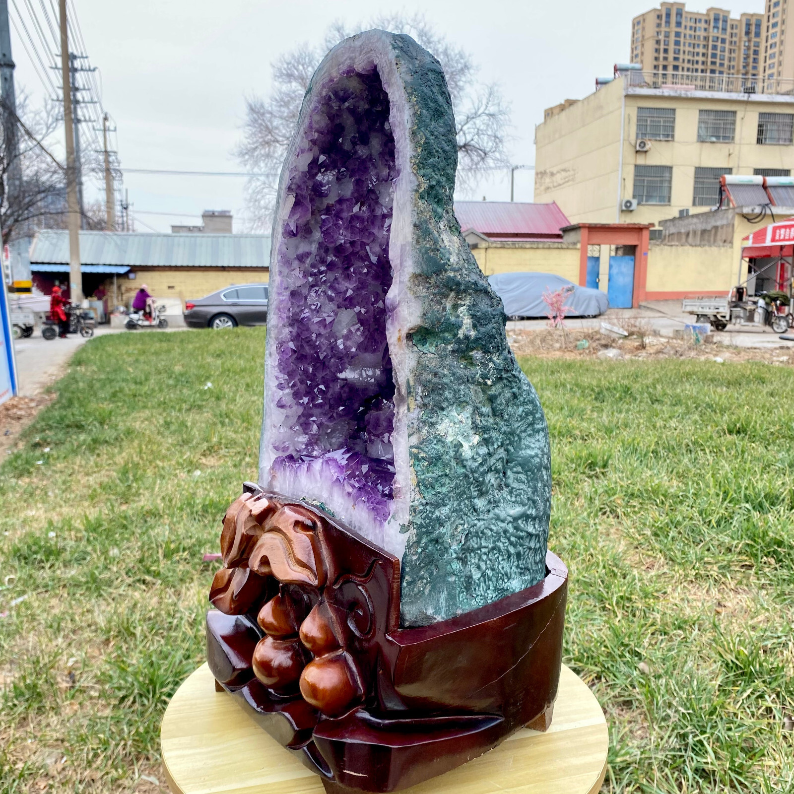 46.29LB Large Natural Amethyst Geode Cathedral Crystal Cluster Specimen Healing 46.29LB Large Natural Amethyst Geode Cathedral Crystal Cluster Specimen Healing