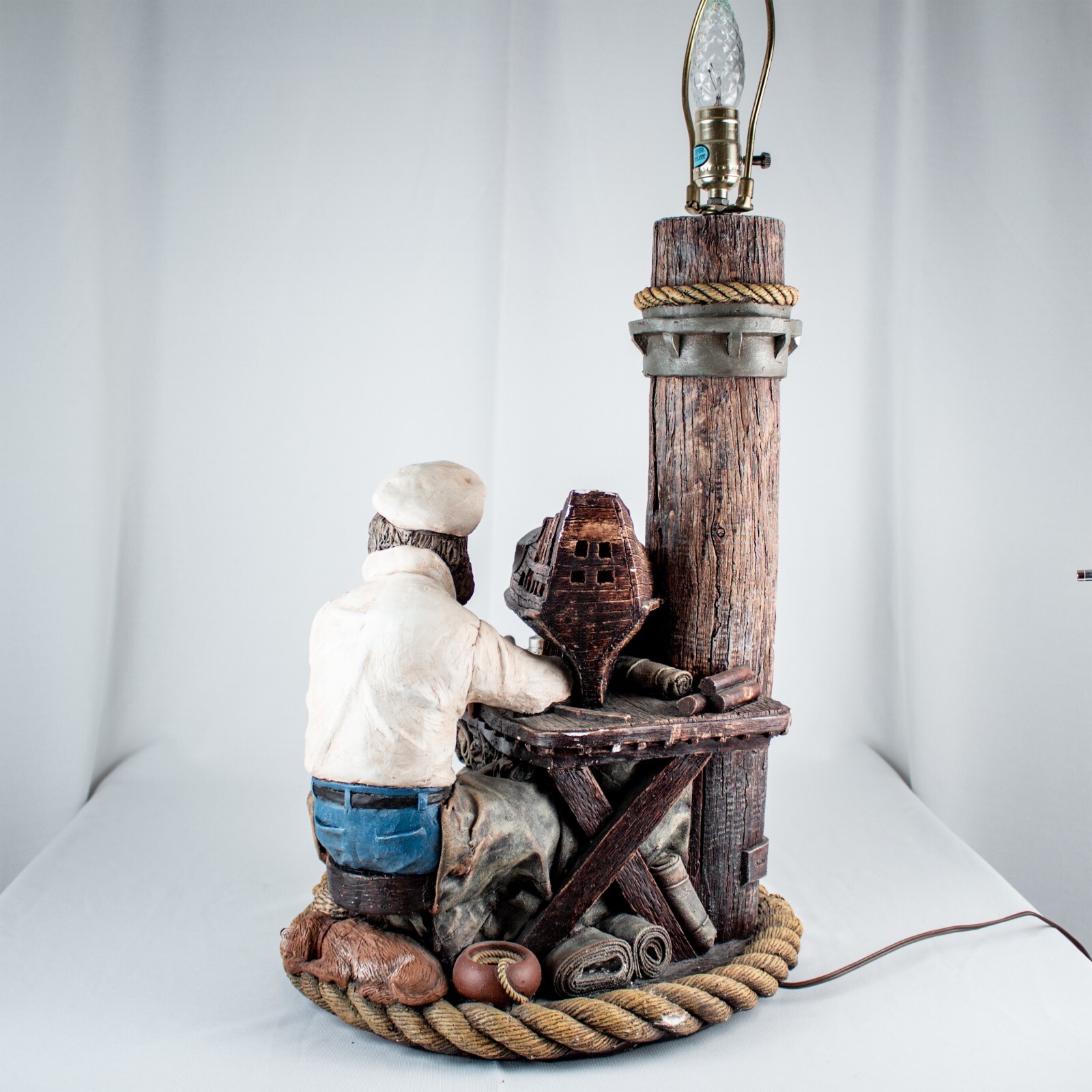 VINTAGE Nautical Wood Carving Fisherman's Boat Dog Large Floor Lamp 30 VINTAGE Nautical Wood Carving Fisherman's Boat Dog Large Floor Lamp 30