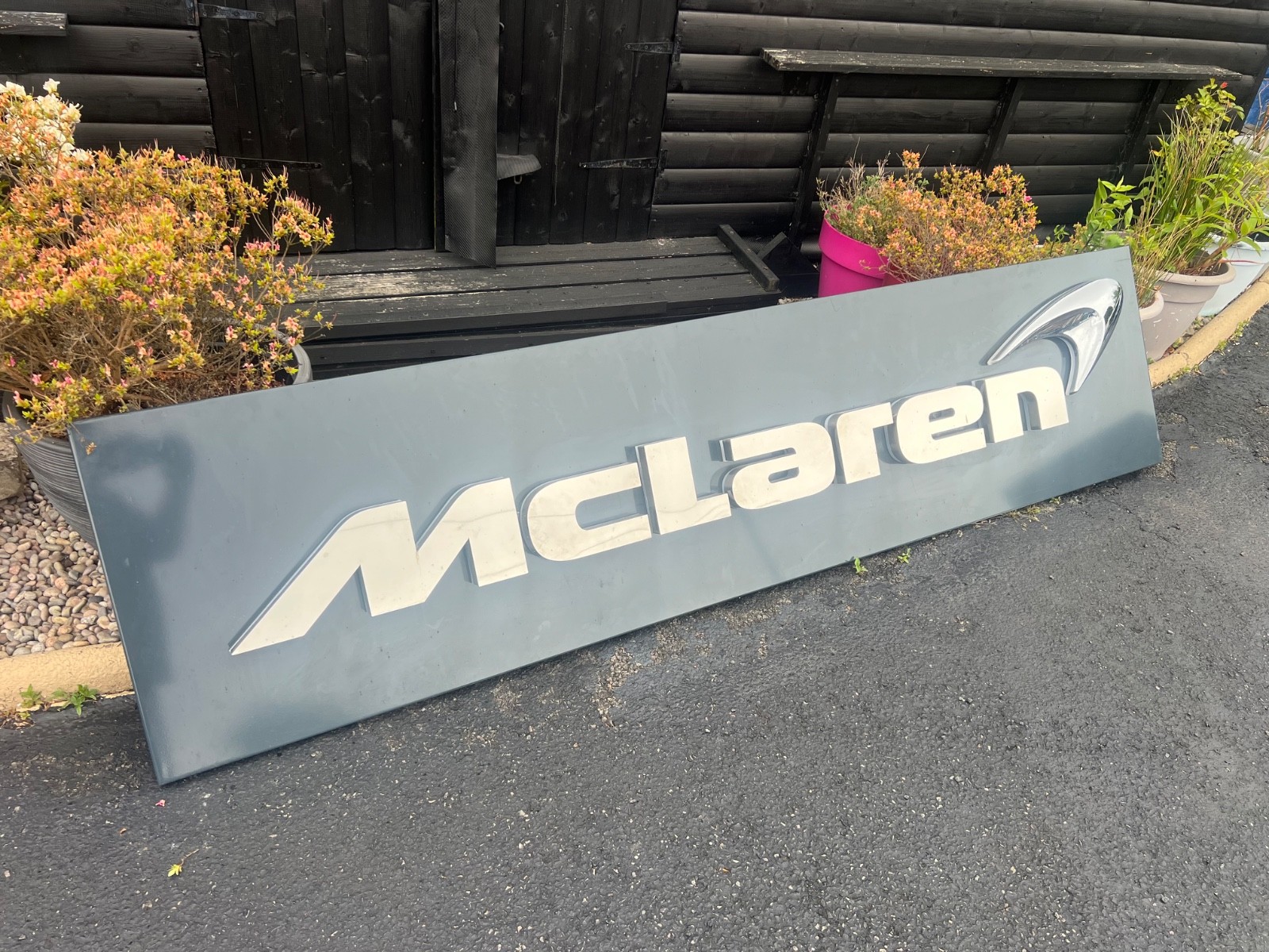 VERY RARE 2000’s MCLAREN ILLUMINATED DEALER SIGN SHOWROOM GARAGE SIGN WORKSHOP