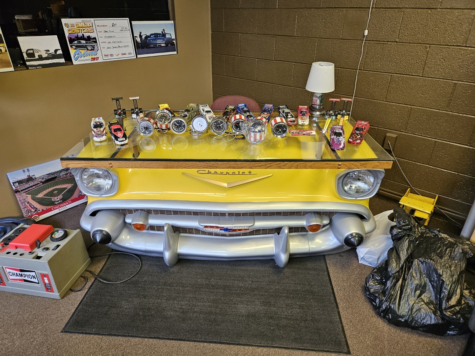 1957 Chevy Bel Air Home Office Garage Service Station Glass Top Desk W/Drawers
