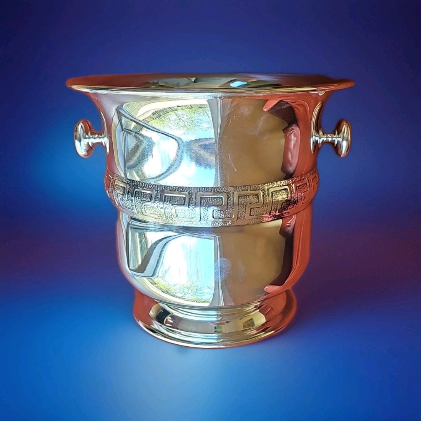 Silver Champagne Basket By Gianni Versace Silver Champagne Basket By Gianni Versace