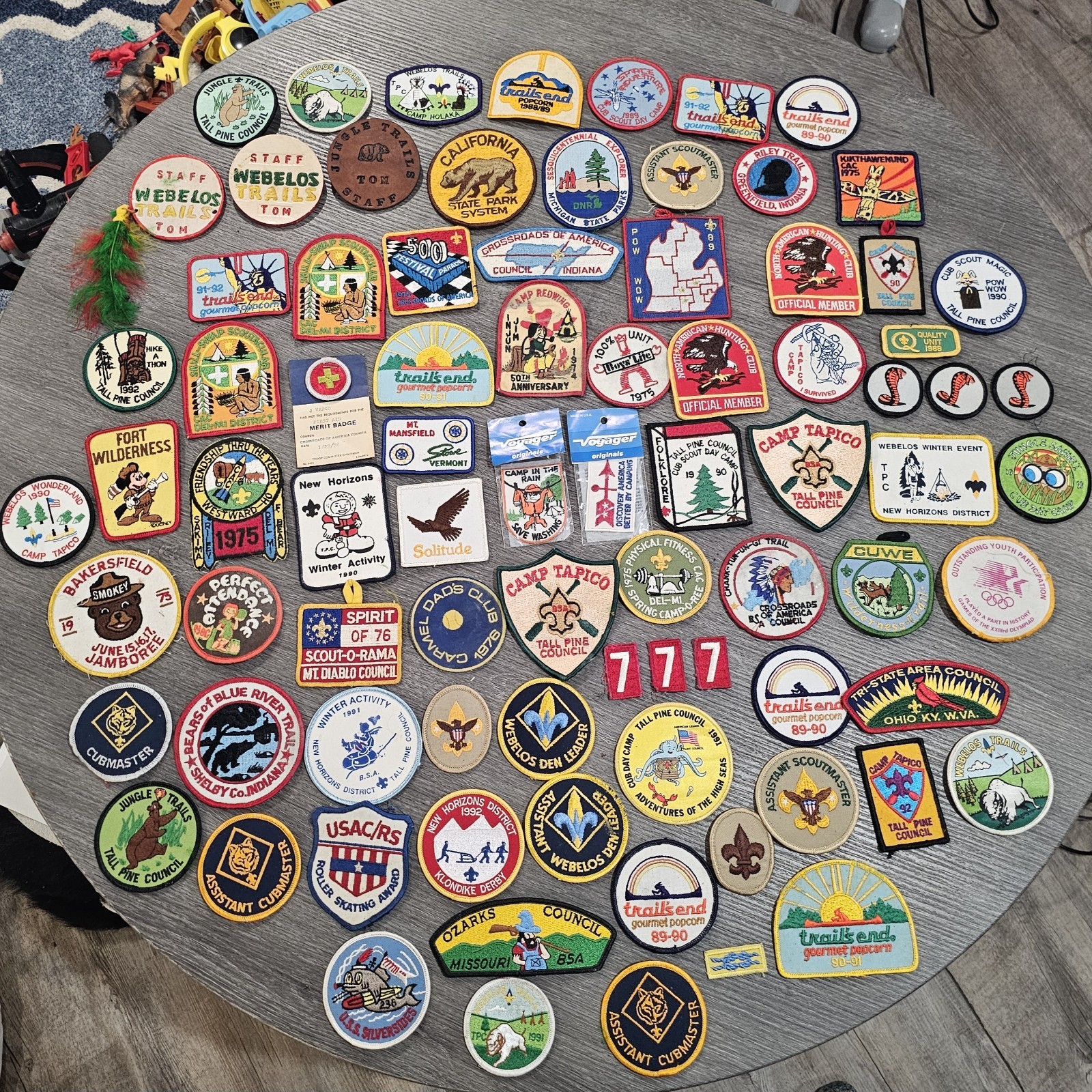RARE Vintage lot of 83 pc CUB BOY EAGLE SCOUTS (BSA) patches, badges, staff pins RARE Vintage lot of 83 pc CUB BOY EAGLE SCOUTS (BSA) patches, badges, staff pins