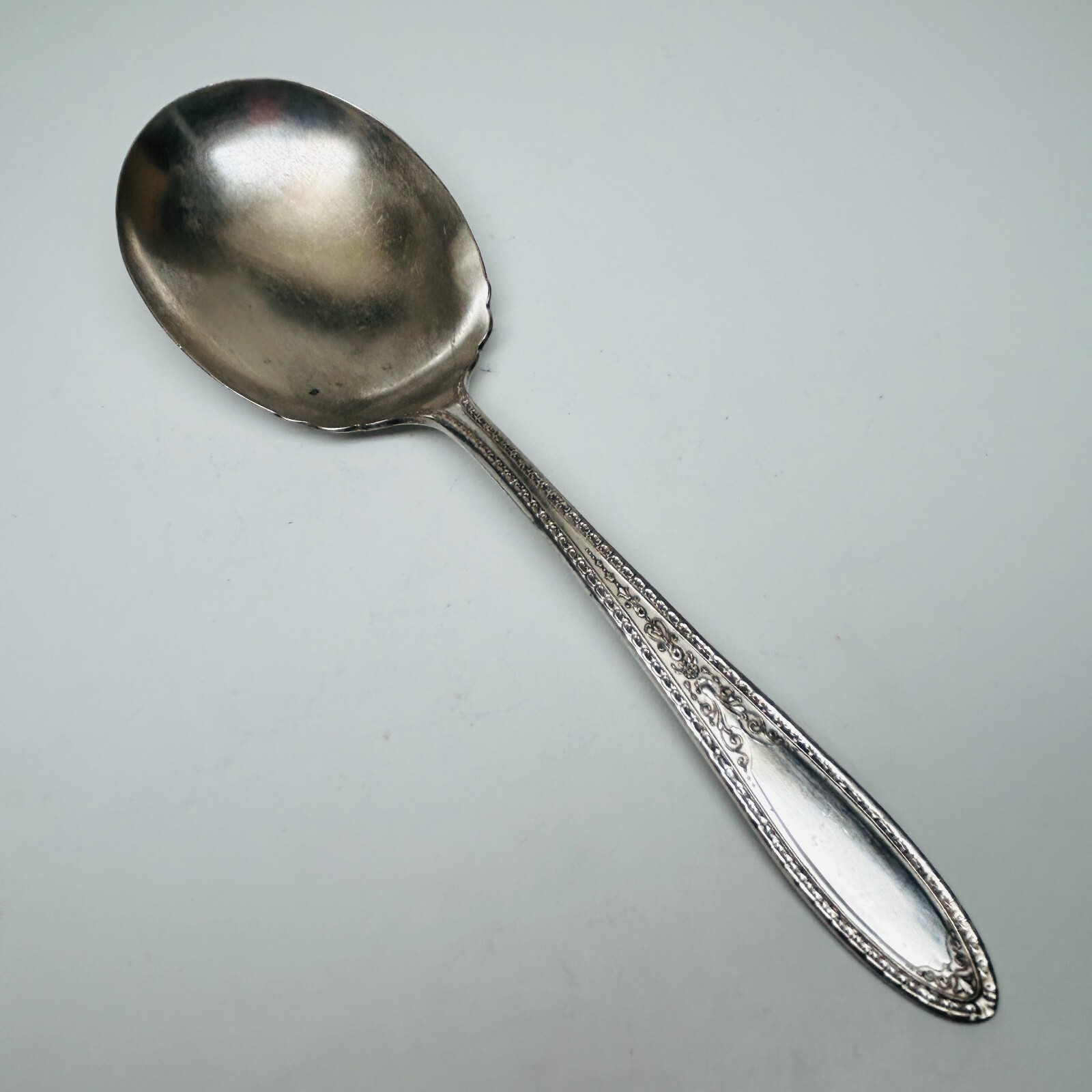 Antq CARLTON Oneida RAMONA BRENTWOOD LAKEWOOD SILVERPLATE BERRY CASSEROLE SPOON Antq CARLTON Oneida RAMONA BRENTWOOD LAKEWOOD SILVERPLATE BERRY CASSEROLE SPOON