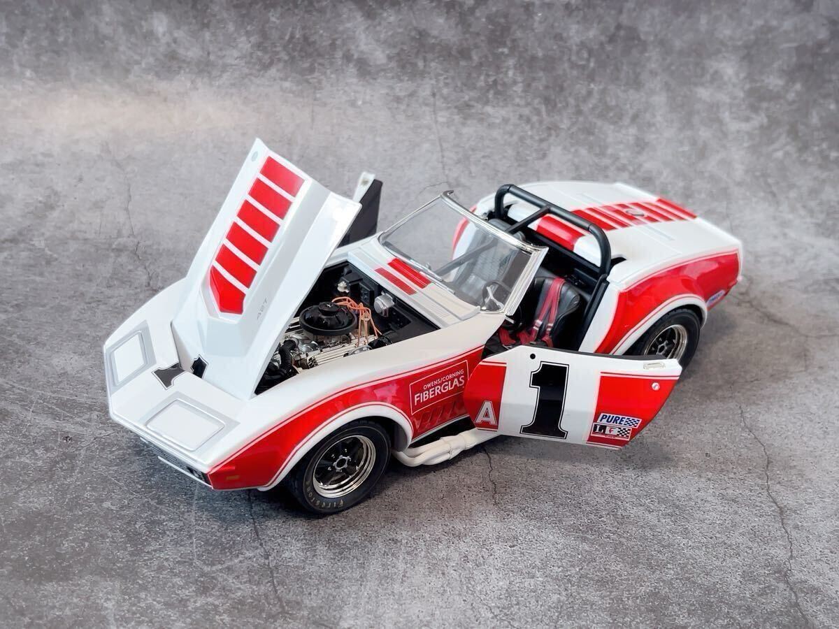 Carousel 1 1/18 Chevrolet Corvette L88 1969 SCCA National Champion Model Carousel 1 1/18 Chevrolet Corvette L88 1969 SCCA National Champion Model