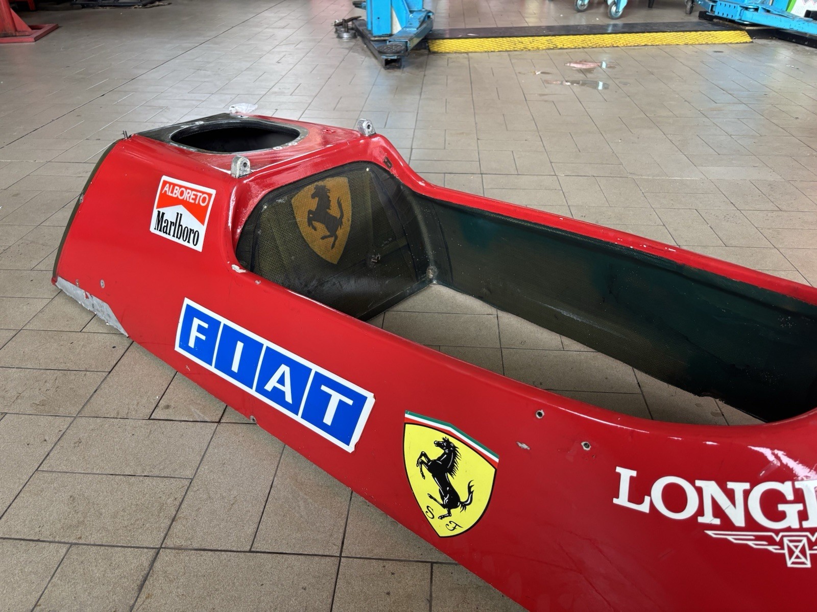 Original Ferrari 126 C4 Alboreto Car Cover Original Ferrari 126 C4 Alboreto Car Cover