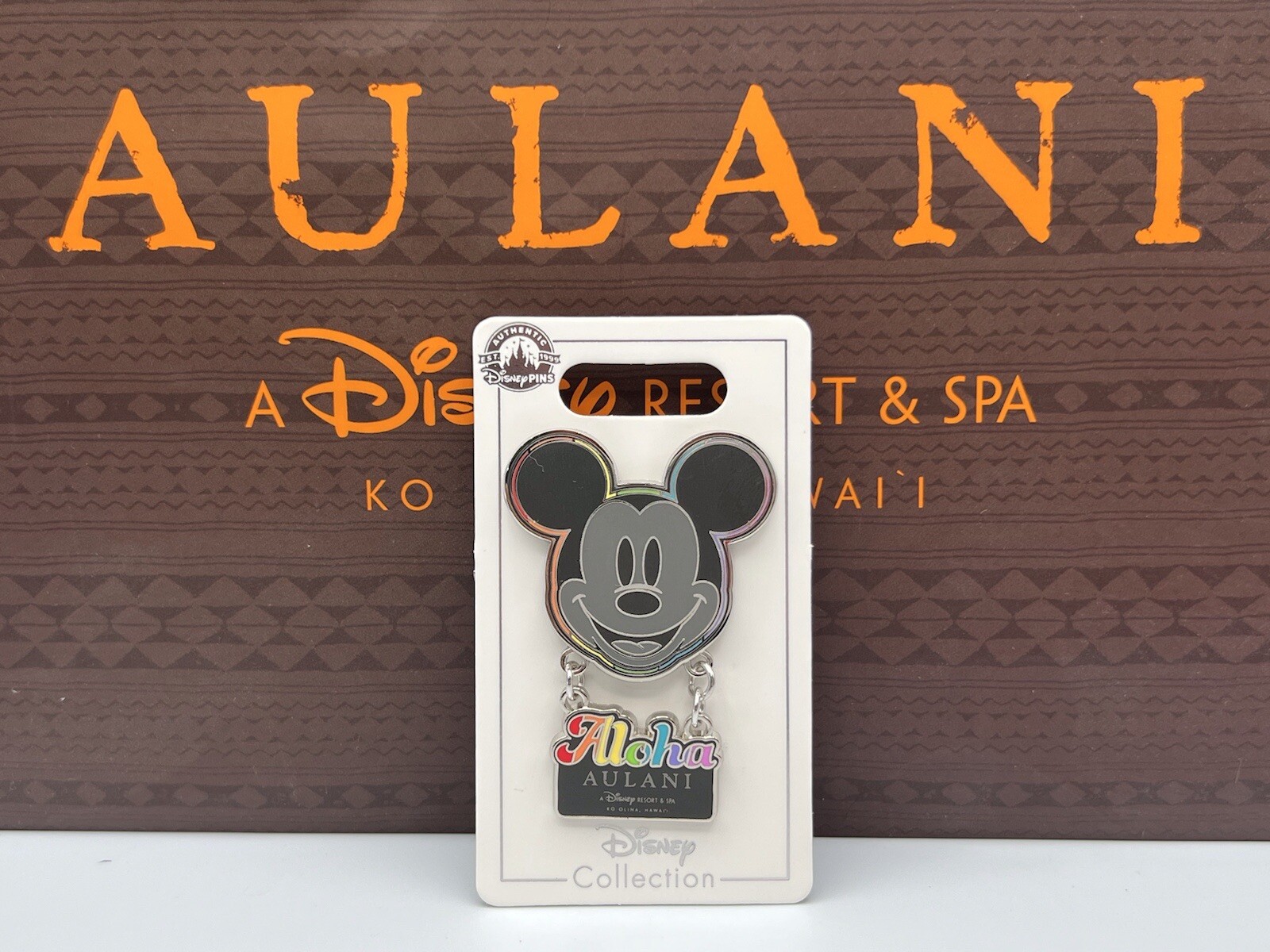 *Brand New* Disney Aulani Mickey Mouse Trading Pin W/hanging Aloha Rainbow Pride *Brand New* Disney Aulani Mickey Mouse Trading Pin W/hanging Aloha Rainbow Pride