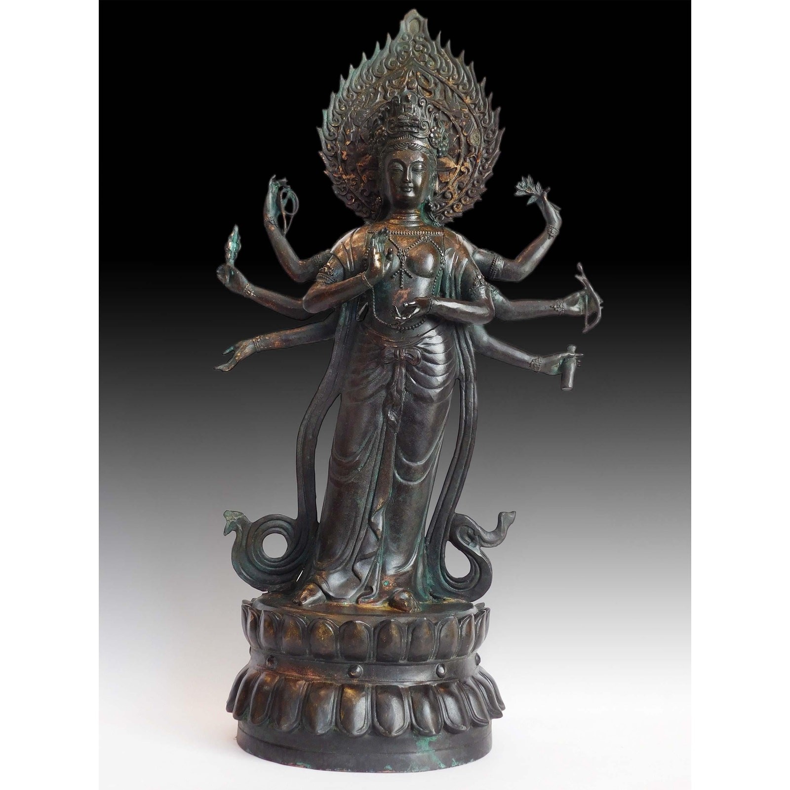 Antique Chinese Thousand-Armed Compassion Goddess GuanYin Bronze Buddha 24” 千手觀音 Antique Chinese Thousand-Armed Compassion Goddess GuanYin Bronze Buddha 24” 千手觀音