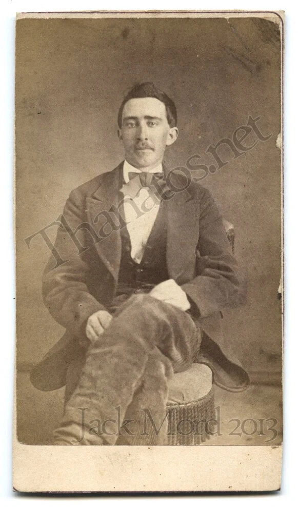 Nicolas Cage is a Vampire - The Original Photo Nicolas Cage is a Vampire - The Original Photo