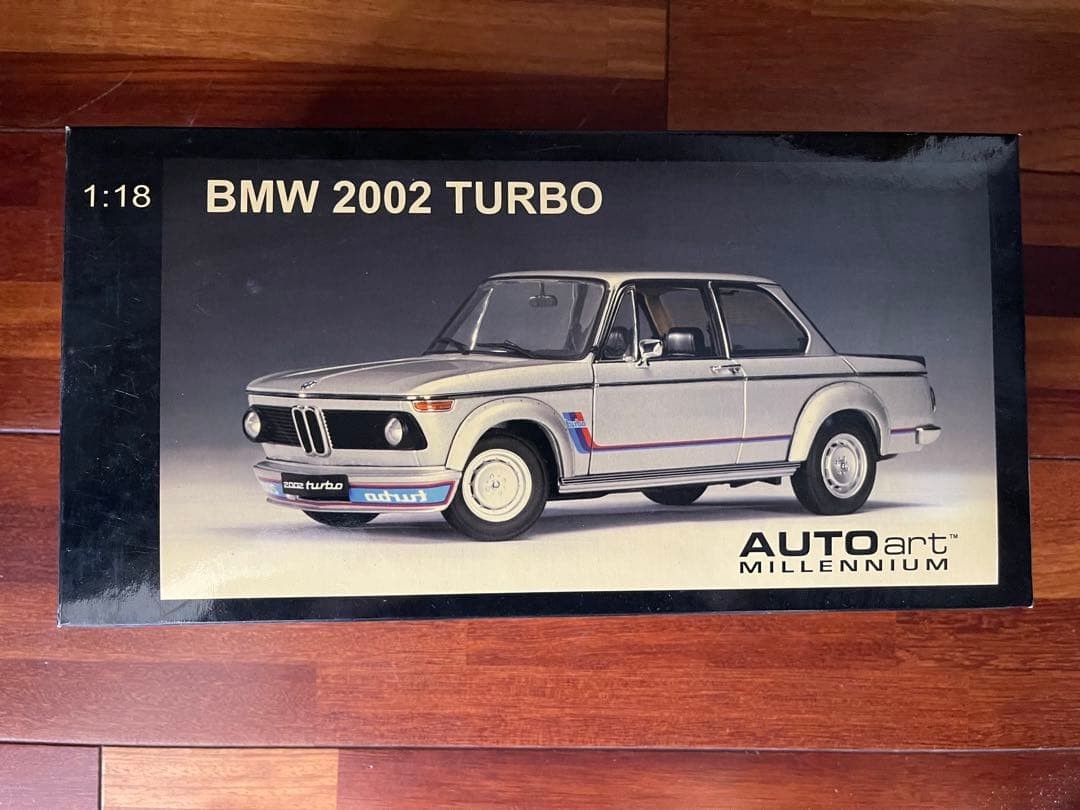 Bmw 2002 Turbo Mini Car Auto Art Millennium 1/18 Bmw 2002 Turbo Mini Car Auto Art Millennium 1/18