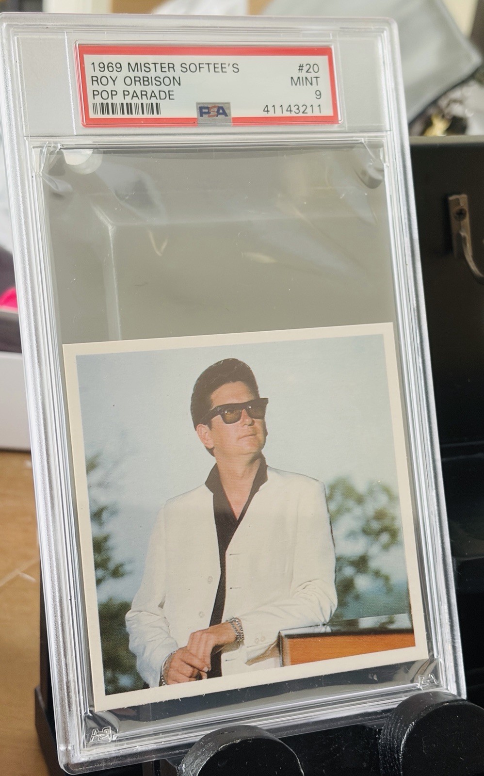 1969 MISTER SOFTEE  # 20 ROY ORBISON *RARE* PSA 9 (5 GRAMMYS) **AMAZING CARD**