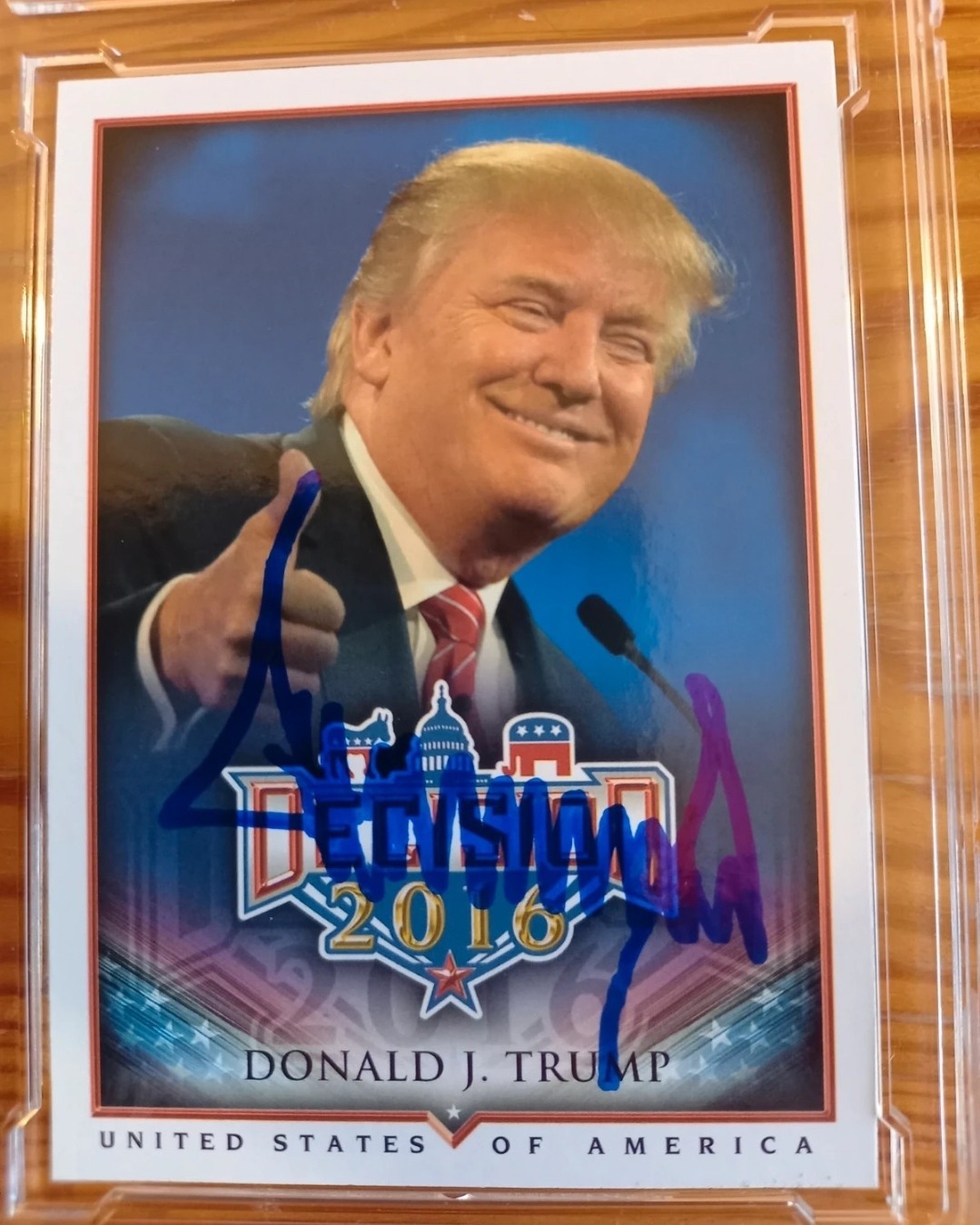 Donald Trump Authentic Signed Official Card US President Autograph, Pop 1 Donald Trump Authentic Signed Official Card US President Autograph, Pop 1