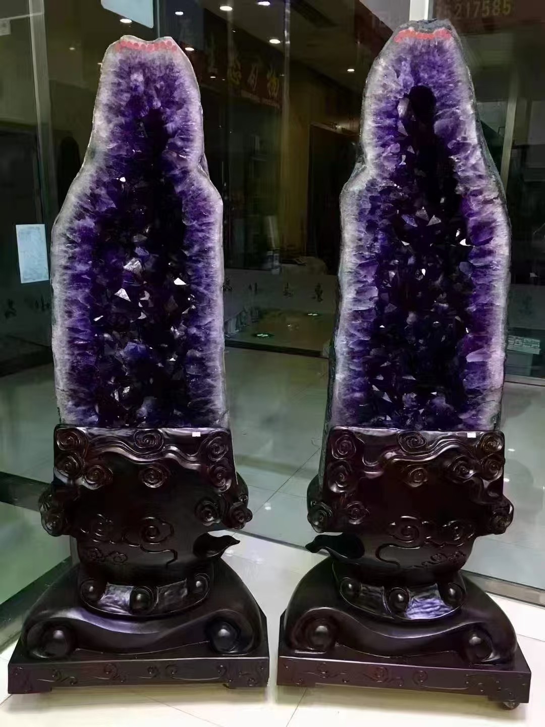 1540LB A Pair Natural Large particles Amethyst Geode Quartz Crystal Cathedral 1540LB A Pair Natural Large particles Amethyst Geode Quartz Crystal Cathedral