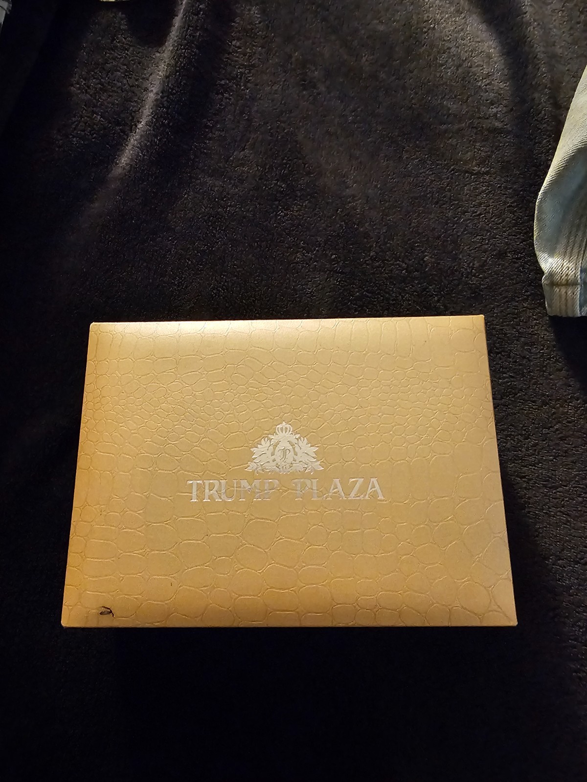 1984 Trump Plaza opening Atlantic-city limited edition watch and jewelry set. 1984 Trump Plaza opening Atlantic-city limited edition watch and jewelry set.