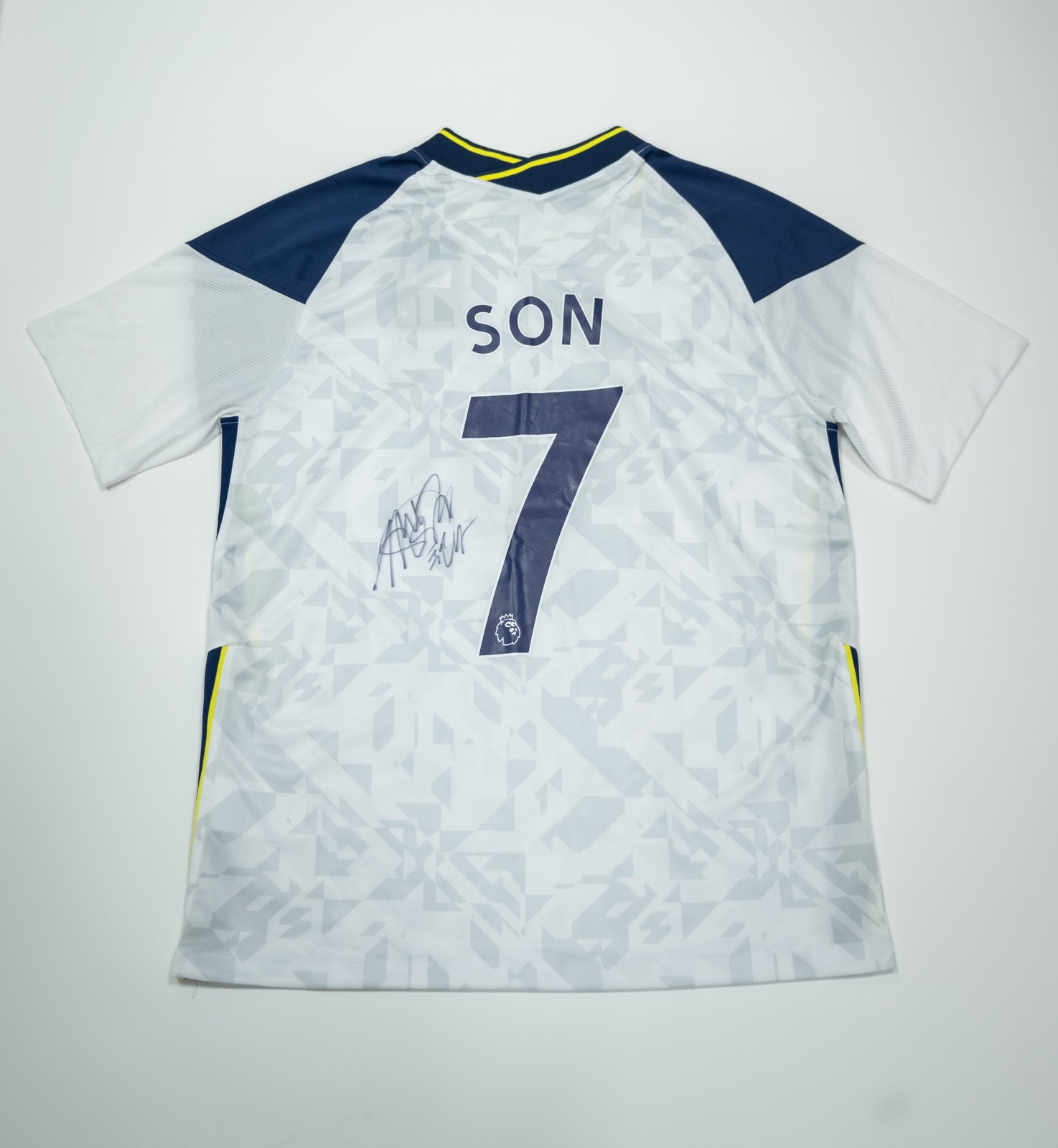 Son Heung-min Signed Tottenham Hotspur Shirt Autograph AFTAL COA – Spurs Captain Son Heung-min Signed Tottenham Hotspur Shirt Autograph AFTAL COA – Spurs Captain