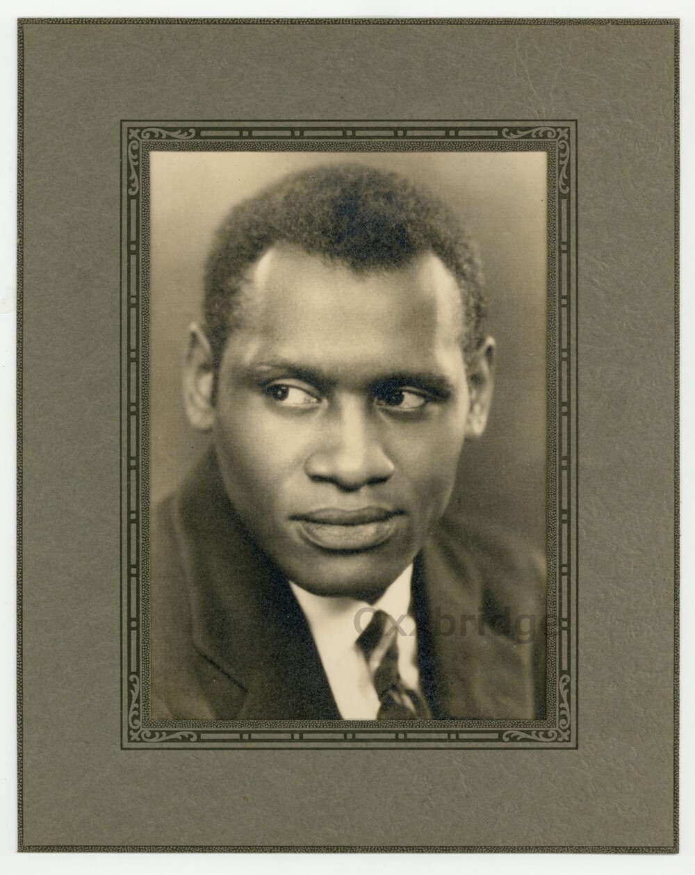 Paul Robeson 1930 Portrait Photo 7x9 Athlete Actor Civil Rights Leader J13027 Paul Robeson 1930 Portrait Photo 7x9 Athlete Actor Civil Rights Leader J13027