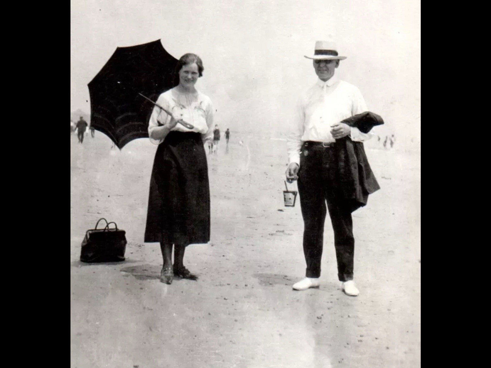 Antique Photograph Of James Joyce & Publisher Sylvia Beach - Epic Rare ⚡️ Antique Photograph Of James Joyce & Publisher Sylvia Beach - Epic Rare ⚡️