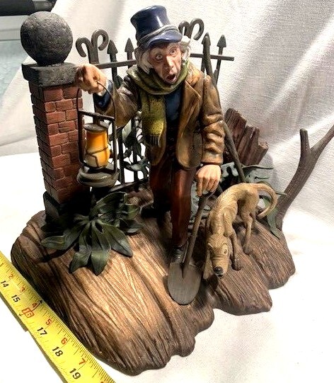 Disneyland Haunted Mansion Disney WDCC Statue Graveyard Rare Prototype 1 of 1 Disneyland Haunted Mansion Disney WDCC Statue Graveyard Rare Prototype 1 of 1