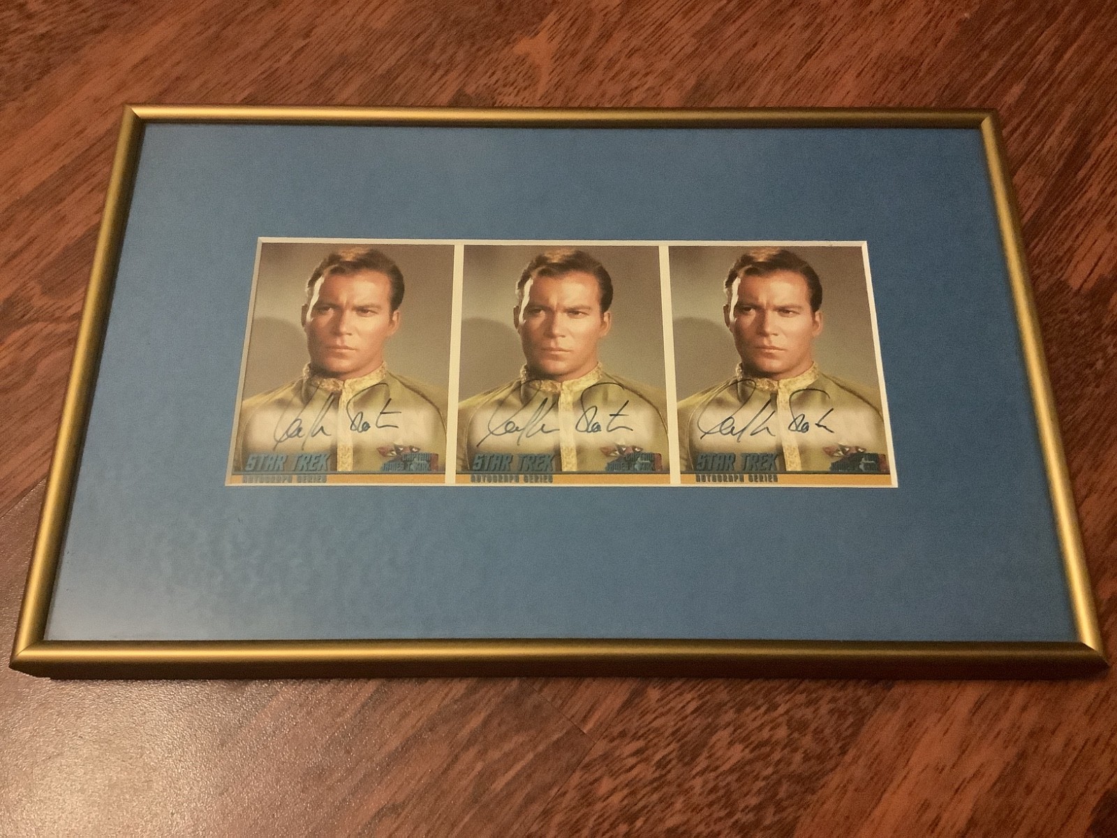 STAR TREK TOS SEASON 1 UNCUT 3-CARD A1 WILLIAM SHATNER AUTO 1997 SKYBOX RARE STAR TREK TOS SEASON 1 UNCUT 3-CARD A1 WILLIAM SHATNER AUTO 1997 SKYBOX RARE