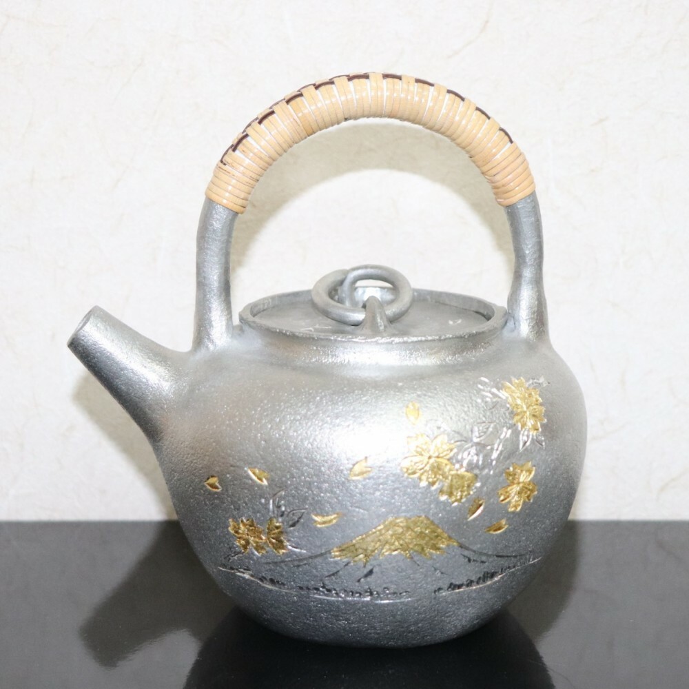 Kyusu Takaoka Traditional Craft Japanese Tin Tea pot Fuji Sakura Carved Japan Kyusu Takaoka Traditional Craft Japanese Tin Tea pot Fuji Sakura Carved Japan