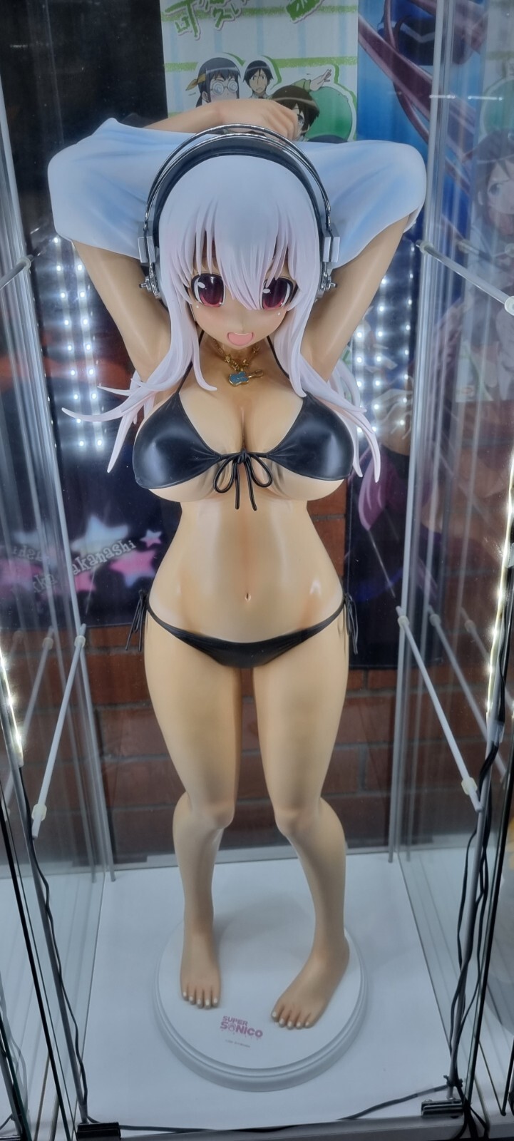 Sonico - 1/2 - Hiyake ver Black Bikini Sonico - 1/2 - Hiyake ver Black Bikini