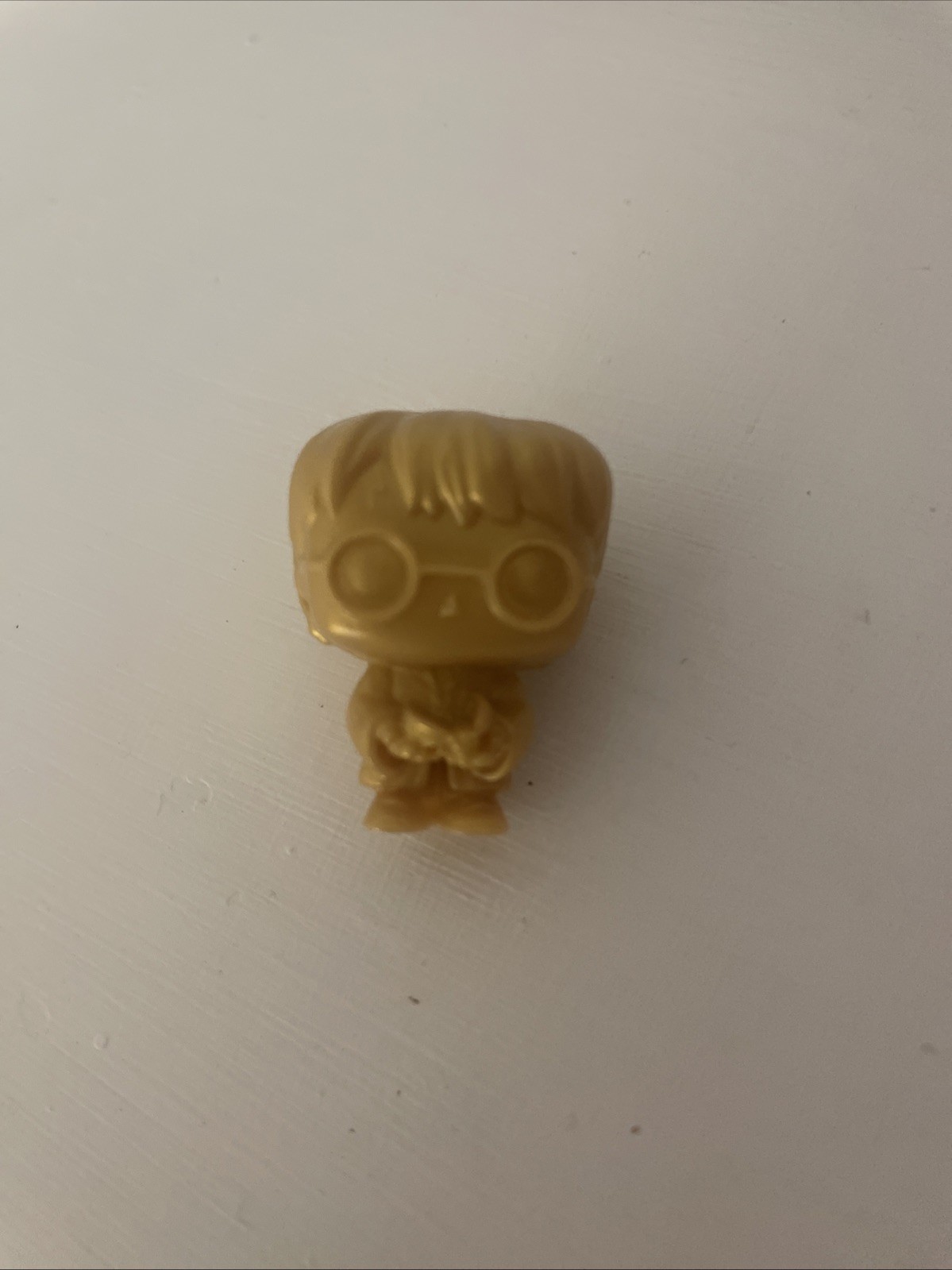 Mini Golden Harry Potter Rare Kinder Joy Funko Pop Figure Collectible UK Mini Golden Harry Potter Rare Kinder Joy Funko Pop Figure Collectible UK