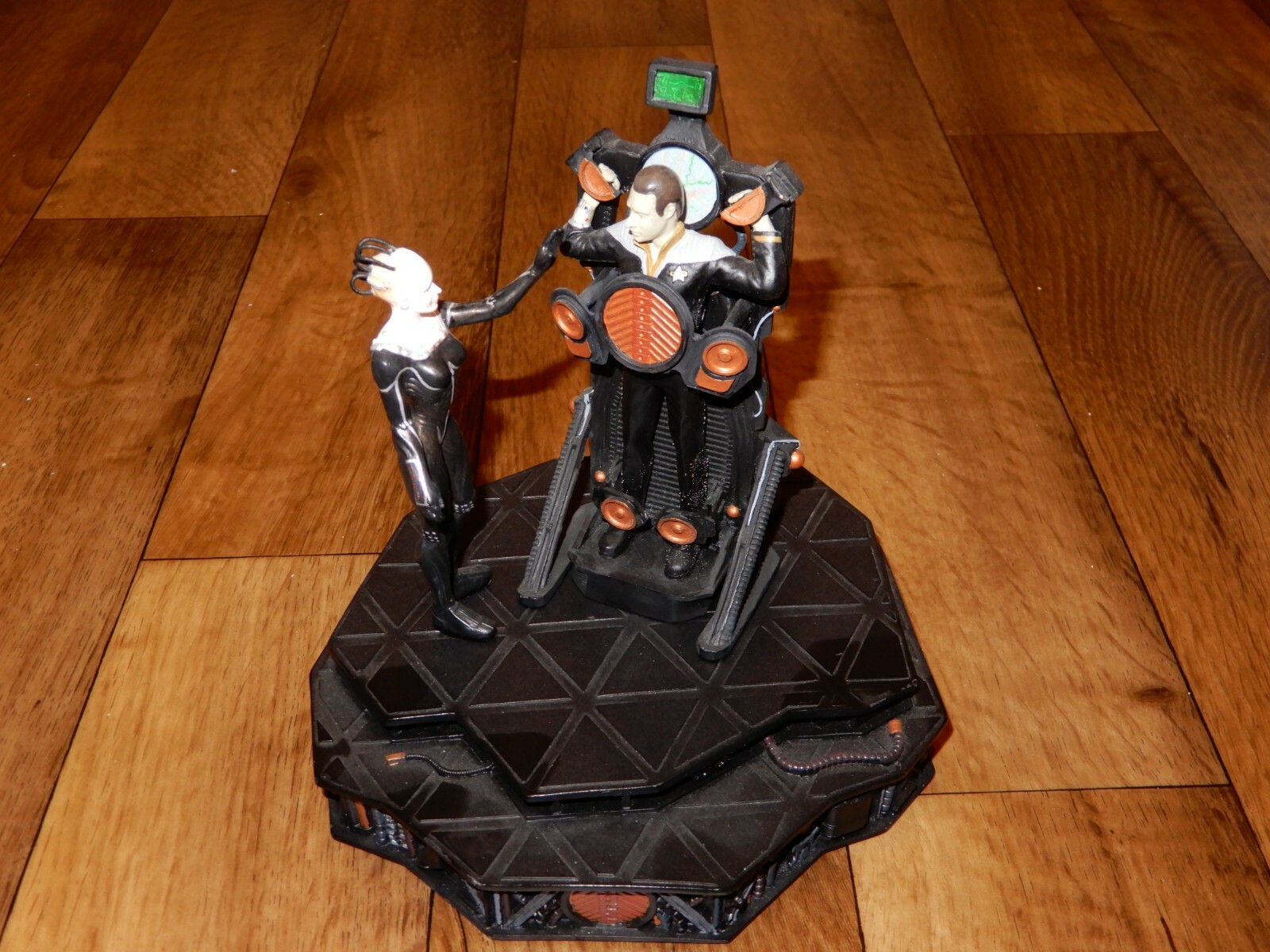 Borg Queen and Data Action figure. A Must see and read Borg Queen and Data Action figure. A Must see and read