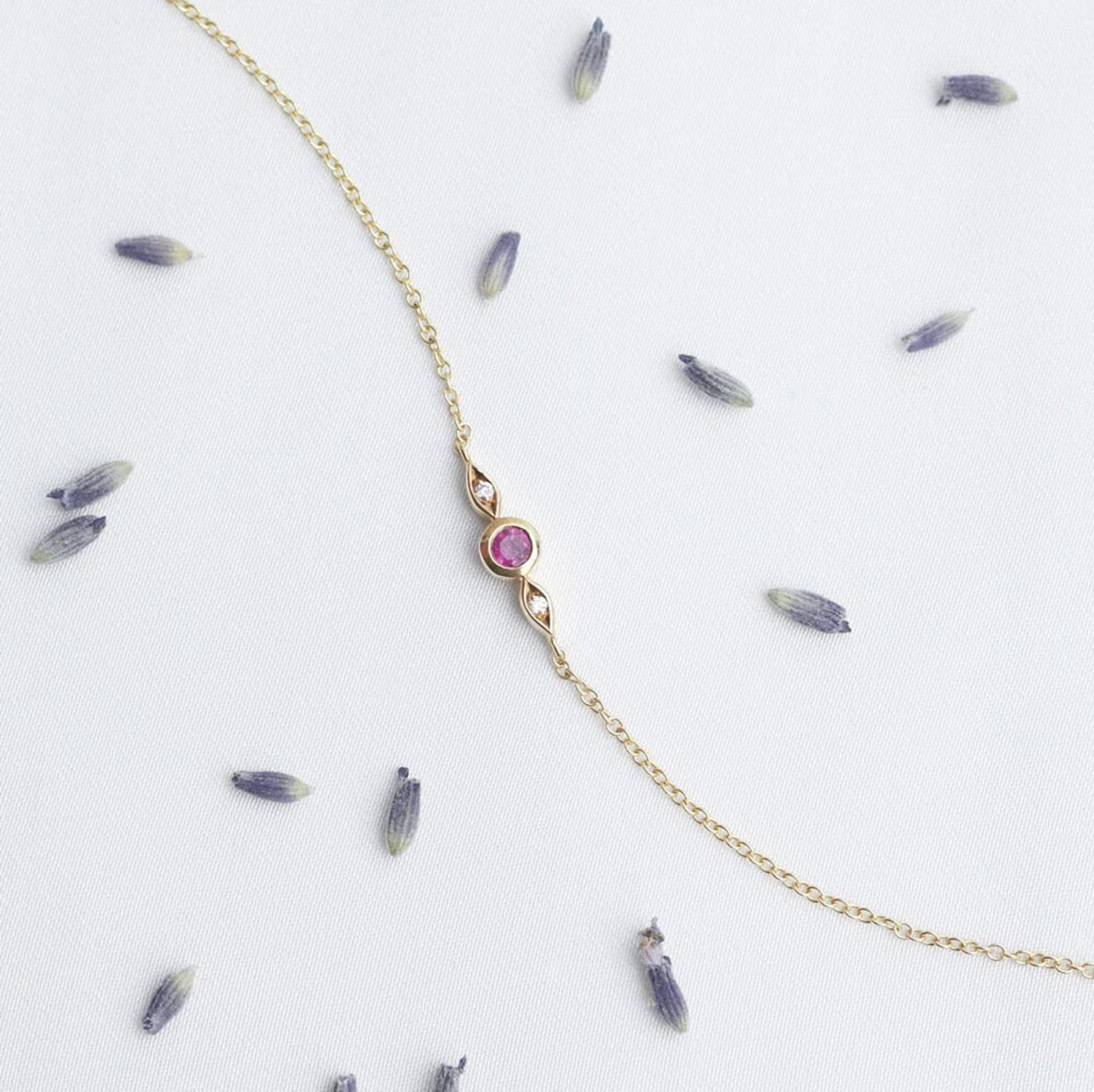 Amazing Ruby And Tiny Diamonds 18K Yellow Gold Over Women's Anklet 8 Amazing Ruby And Tiny Diamonds 18K Yellow Gold Over Women's Anklet 8
