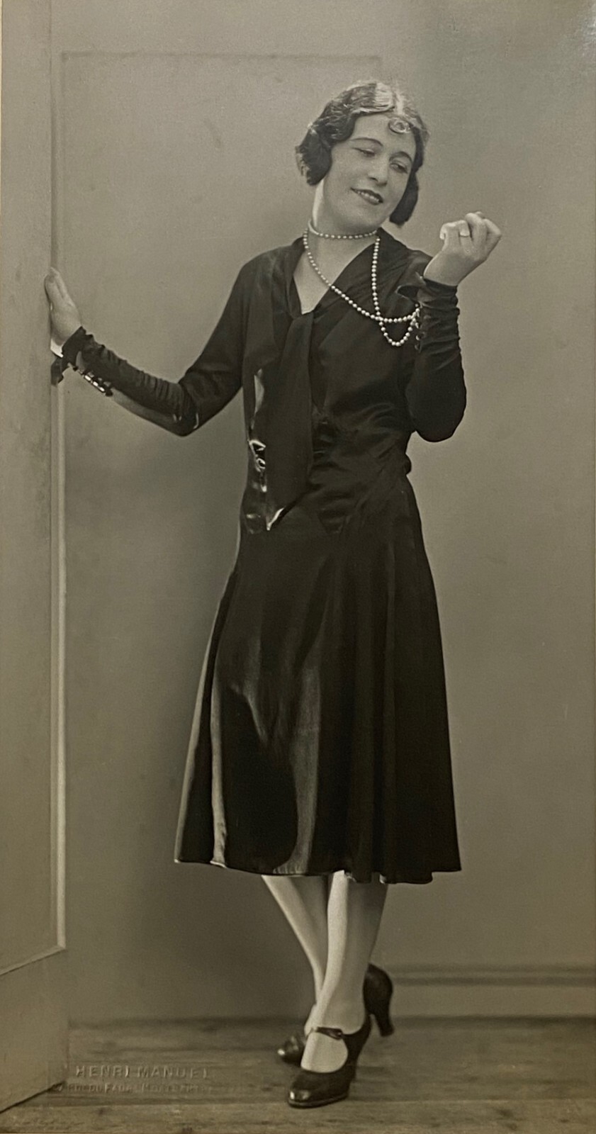 Vintage Fashion 1930, Henri Manuel Vintage Silver Print Signed on Cardboard Vintage Fashion 1930, Henri Manuel Vintage Silver Print Signed on Cardboard