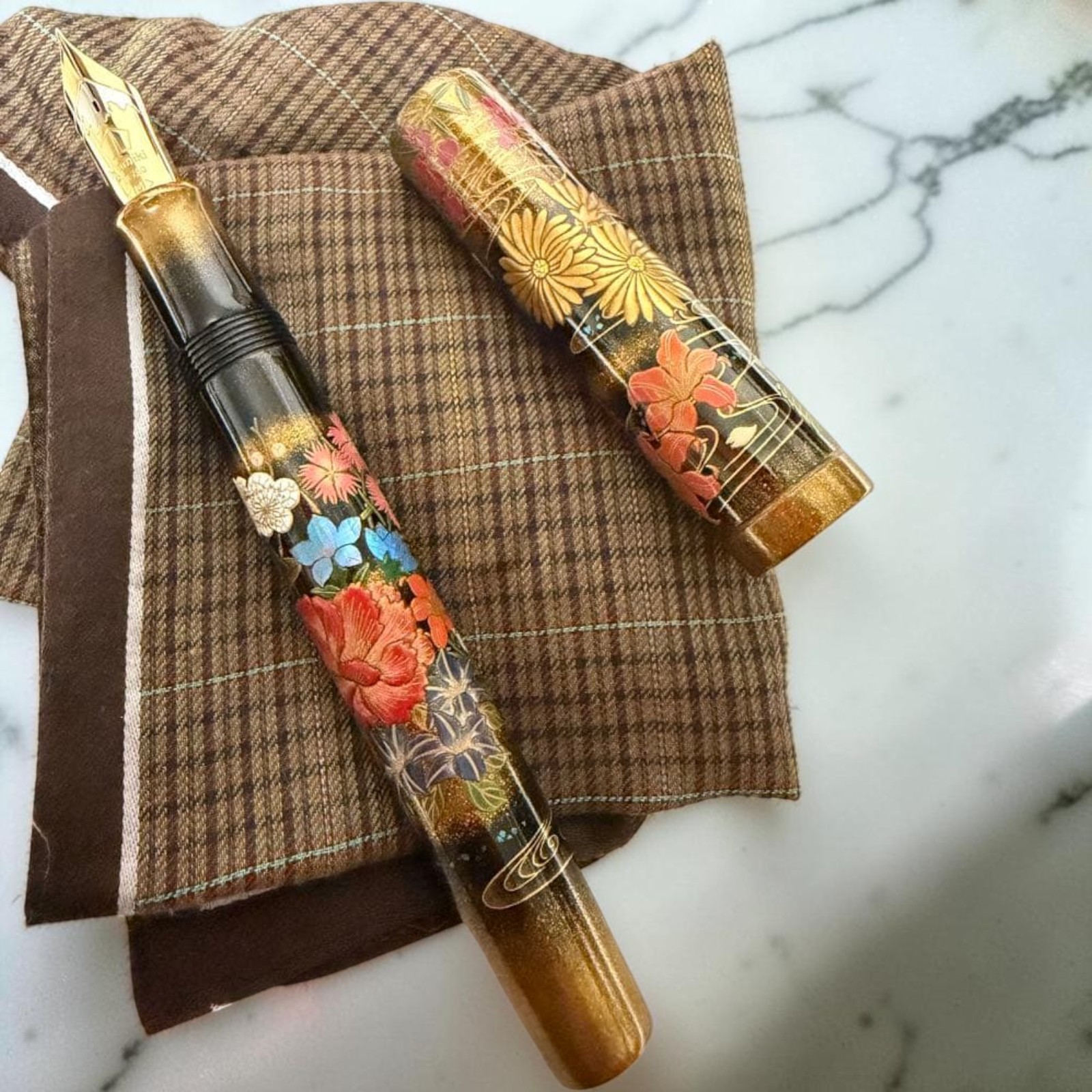 Namiki Maki-e Blooming Flowers of Profusion 18K Fountain Pen M Nib Limited 99