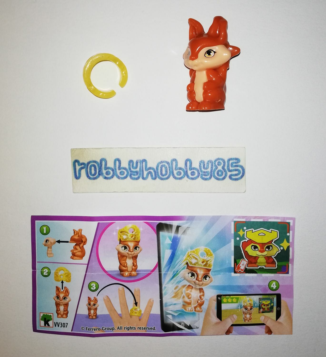 VV307 Squirrel + Paper Kinder Surprise Italy 2020/2021 Puppies With Crown VV307 Squirrel + Paper Kinder Surprise Italy 2020/2021 Puppies With Crown