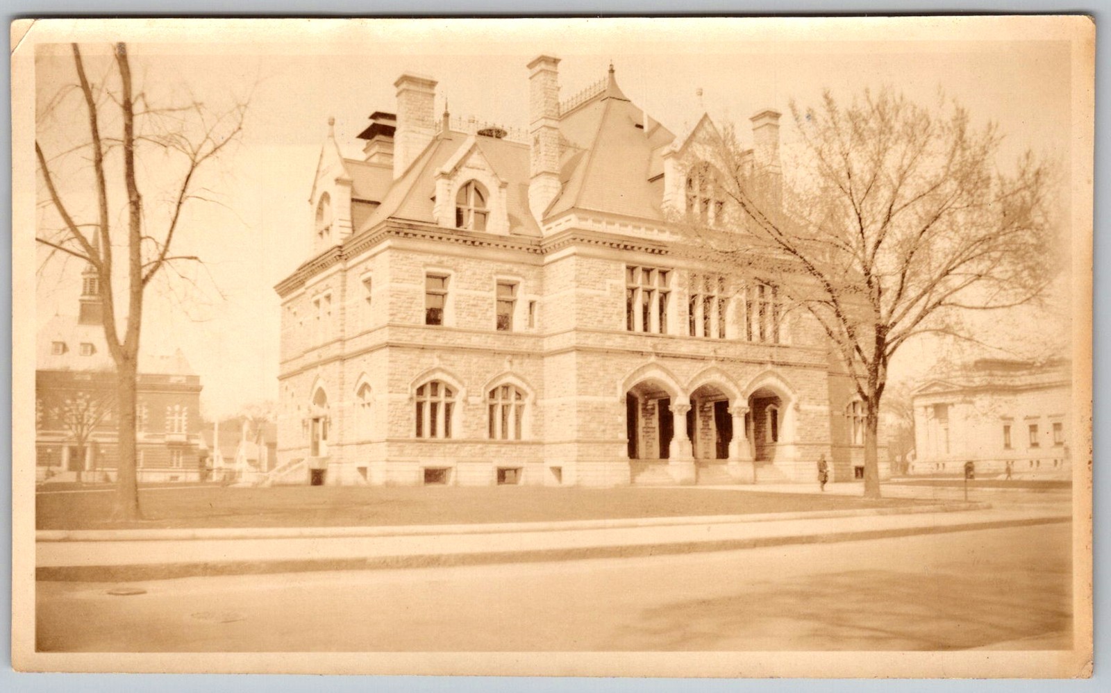Vtg B&W Snapshot Ornate Stone Richardsonian Romanesque Post Office Bldg Circa Vtg B&W Snapshot Ornate Stone Richardsonian Romanesque Post Office Bldg Circa