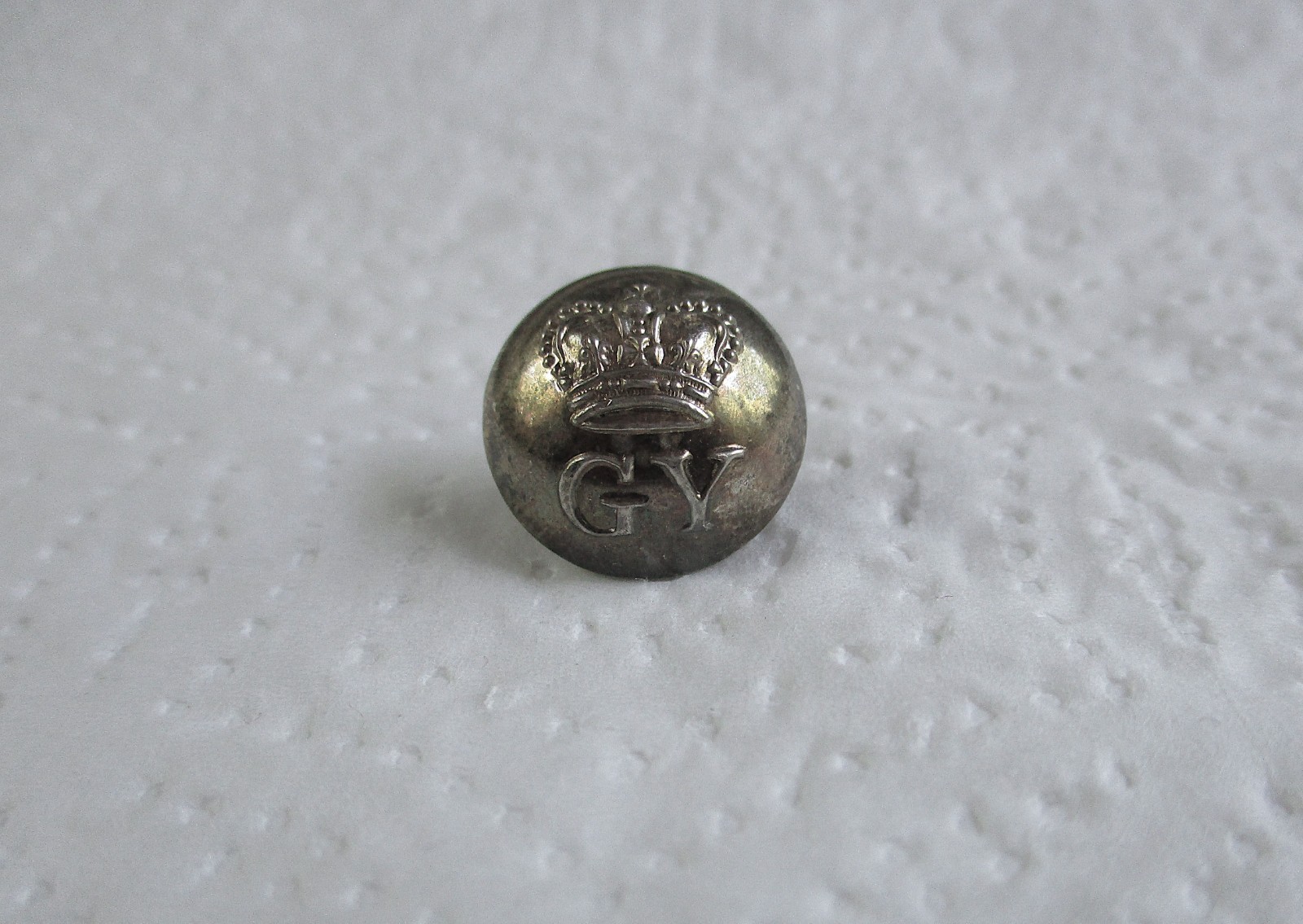 Georgian UK Army: Gloucestershire Yeomanry Cavalry Button (Small, 15mm, 1820s)
