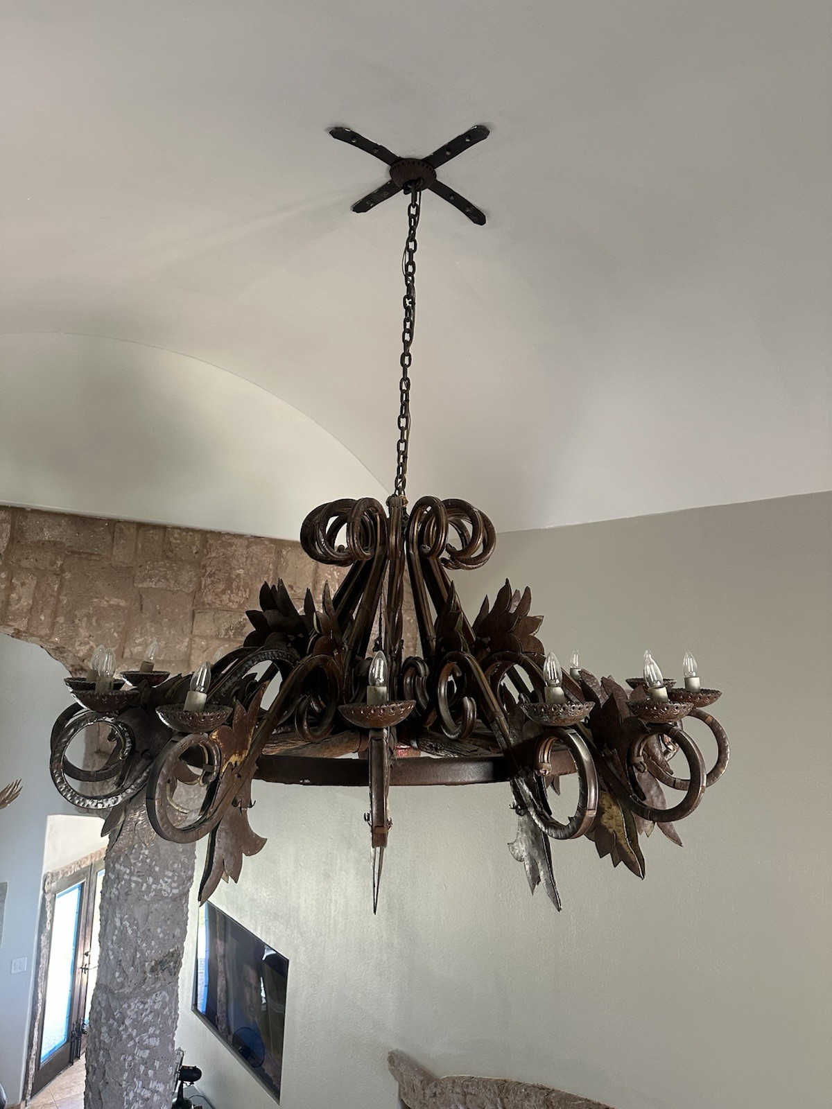 Vintage Wagon, Wheel Chandelier ￼