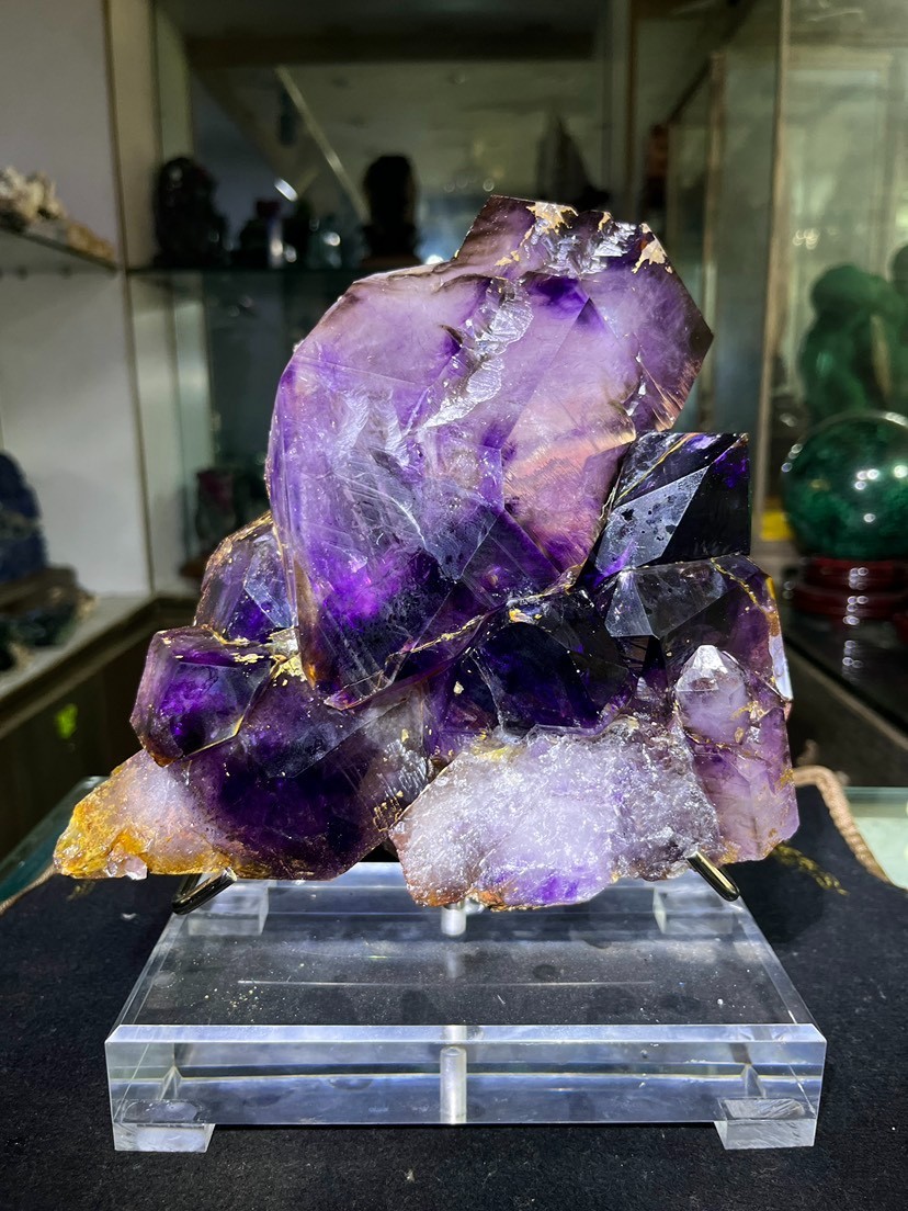 Rare 11LB Natural Namibia Amethyst Super Seven Quartz Crystal Mineral specimens Rare 11LB Natural Namibia Amethyst Super Seven Quartz Crystal Mineral specimens