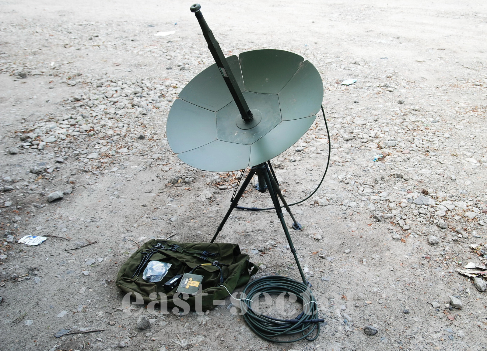 Military Parabolic Folding Antenna Communication Thales Racal Radio UK British Military Parabolic Folding Antenna Communication Thales Racal Radio UK British