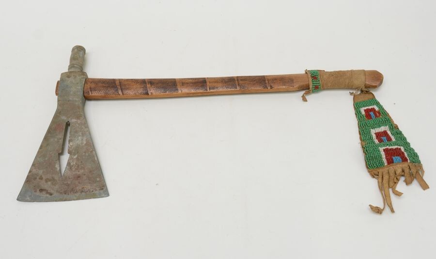 Northern Plains Pipe axe Northern Plains Pipe axe