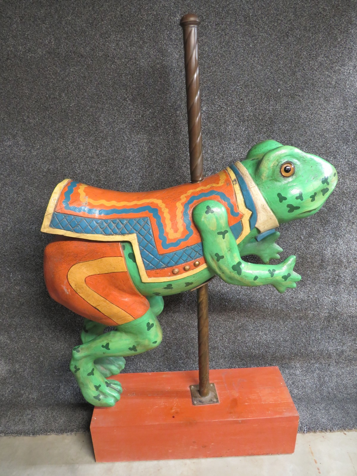 Antique Wood Carousel Frog Full Size Amusement Park Ride VTG Antique Wood Carousel Frog Full Size Amusement Park Ride VTG