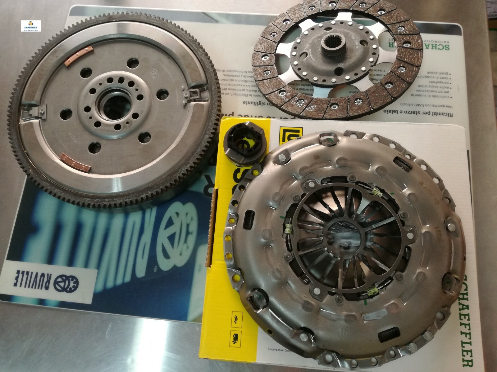 CLUTCH KIT 3PCS + DUAL MASS FLYWHEEL LUK FOR PEUGEOT 5008 I (8E) SW 2.0HDI 120KW