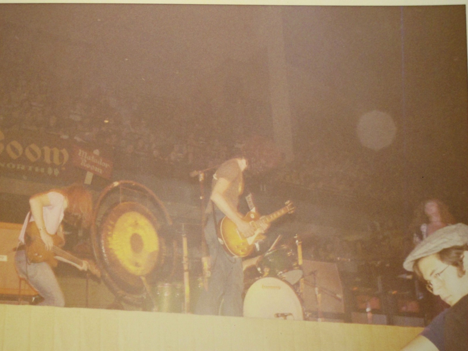 vtg candid photo 1971 Led Zeppelin concert - Chicago Page Plant Jones v1 ZP15 vtg candid photo 1971 Led Zeppelin concert - Chicago Page Plant Jones v1 ZP15
