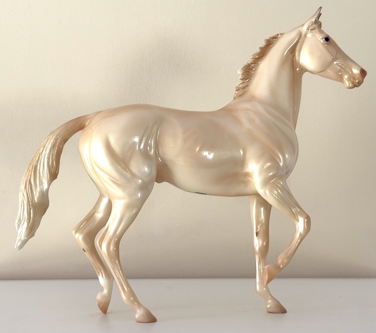 Breyer Breyerfest 2015 Glossy Quelle Surprise Perlino Lonesome Glory