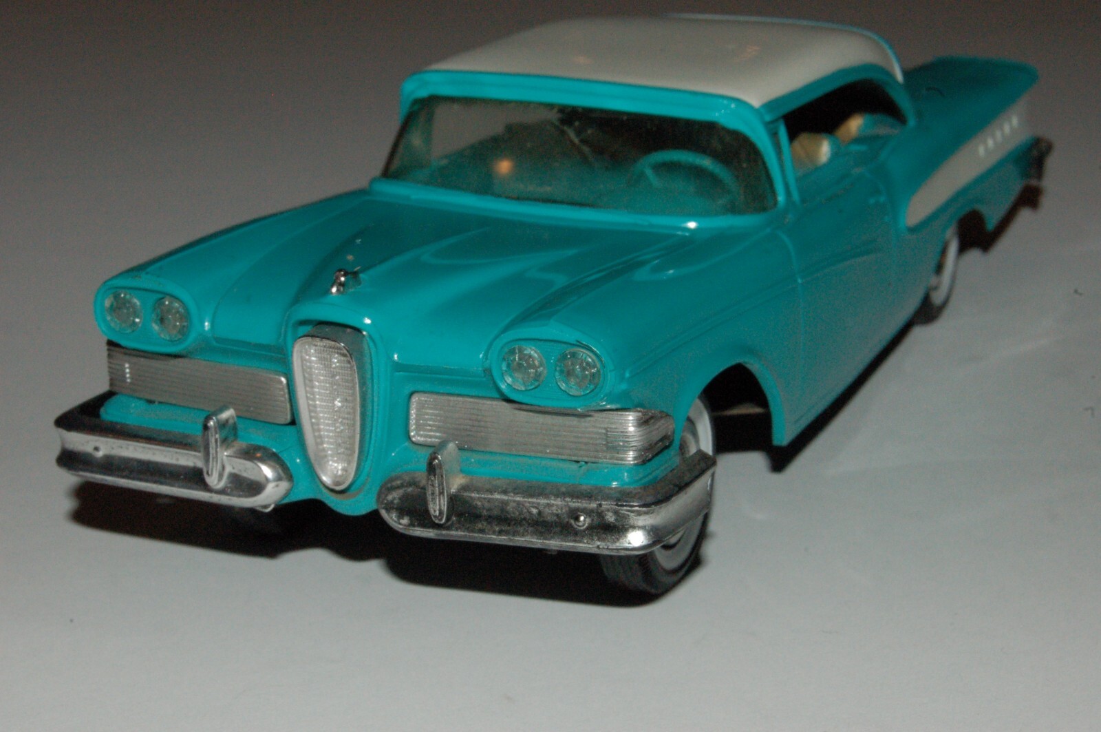 1958 Ford Edsel hardtop promotional model; 1:24 scale ; 1958 Ford Edsel hardtop promotional model; 1:24 scale ;