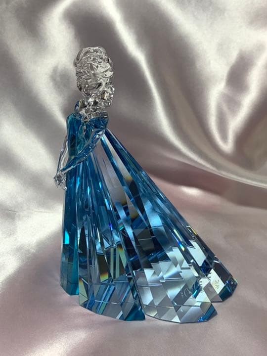 Swarovski Limited Edition Product Frozen Disney Elsa